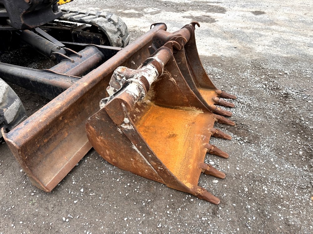 MIDI PELLE SUR CHENILLES JCB 85Z-1ECO – Image 15