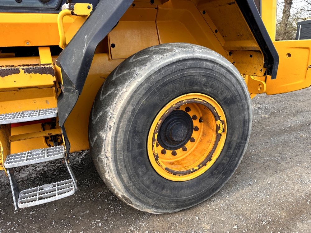 JCB CHARGEUSE SUR PNEUS 437 S5HT – Image 14