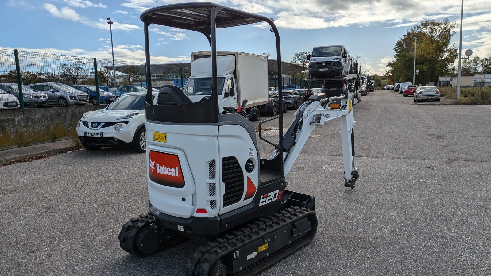 MINI PELLE BOBCAT E20Z 2024 SANS GOGETS – Image 2