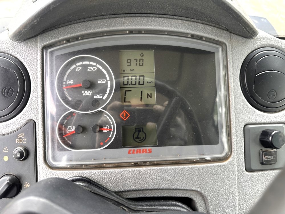 TRACTEUR AGRICOLE ARION 620 CIS – Image 20