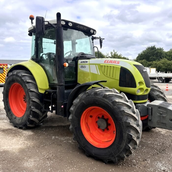 TRACTEUR AGRICOLE ARION 620 CIS