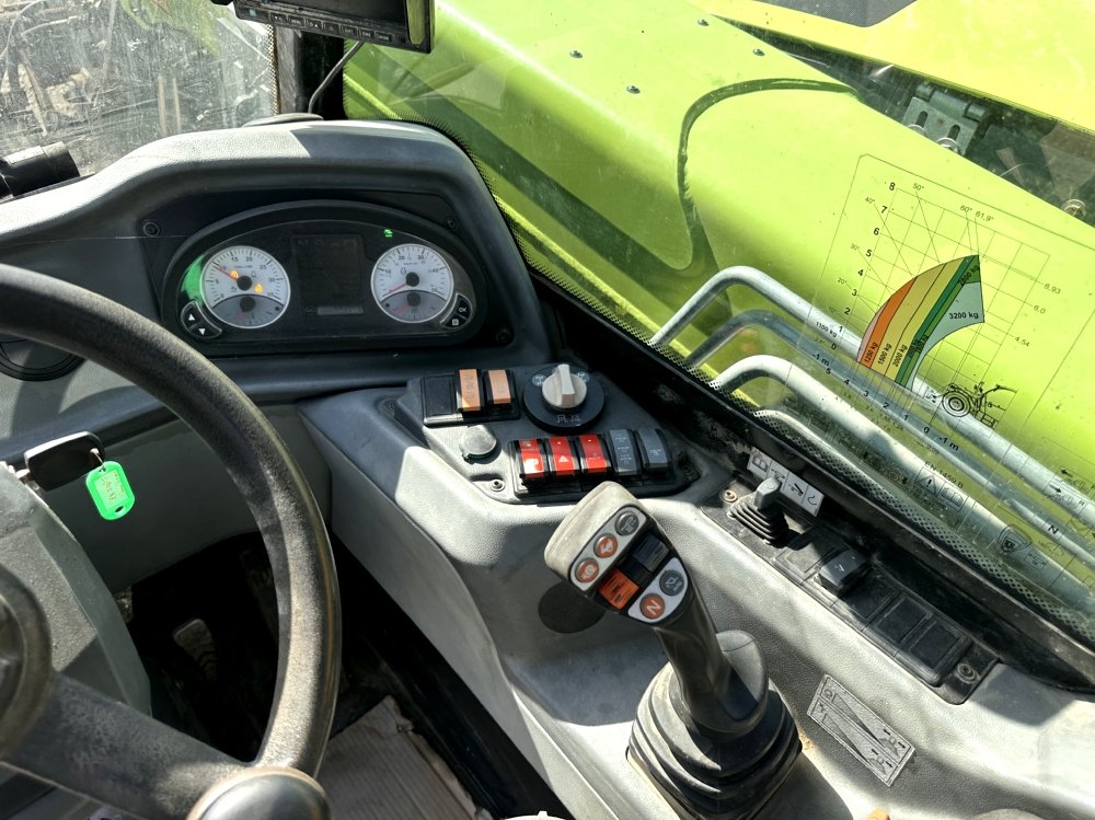 CLAAS-TELESCOPIQUE SCORPION 732 – Image 4