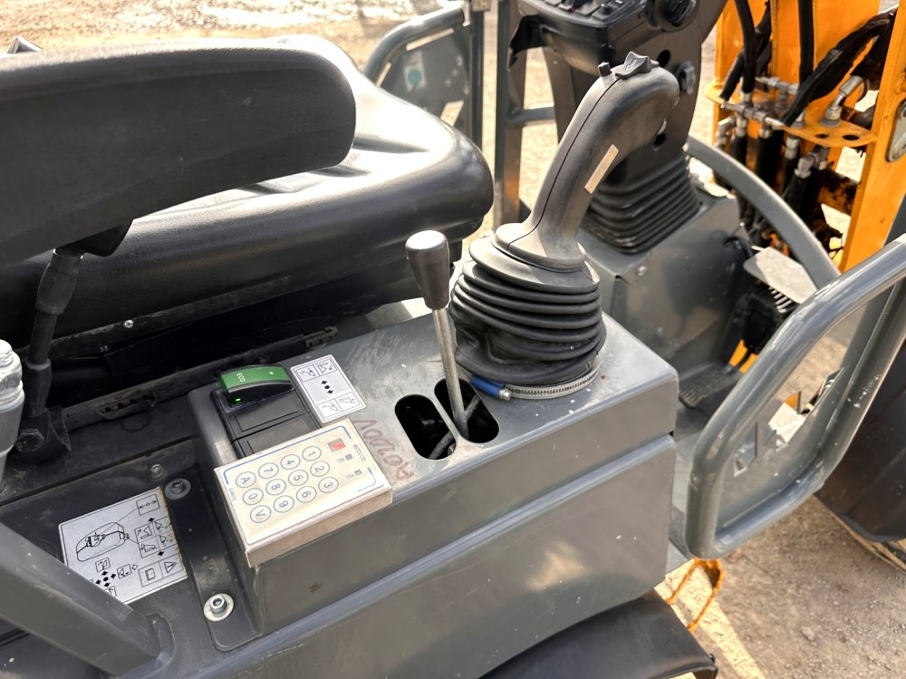 WACKER NEUSON-CHARGEUSE ELECTRIQUE WL20 SUR PNEUS – Image 12