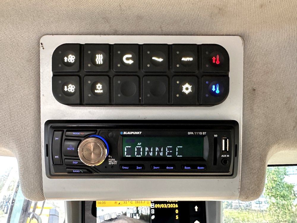 JCB CHARGEUSE SUR PNEUS 437 S5HT – Image 19