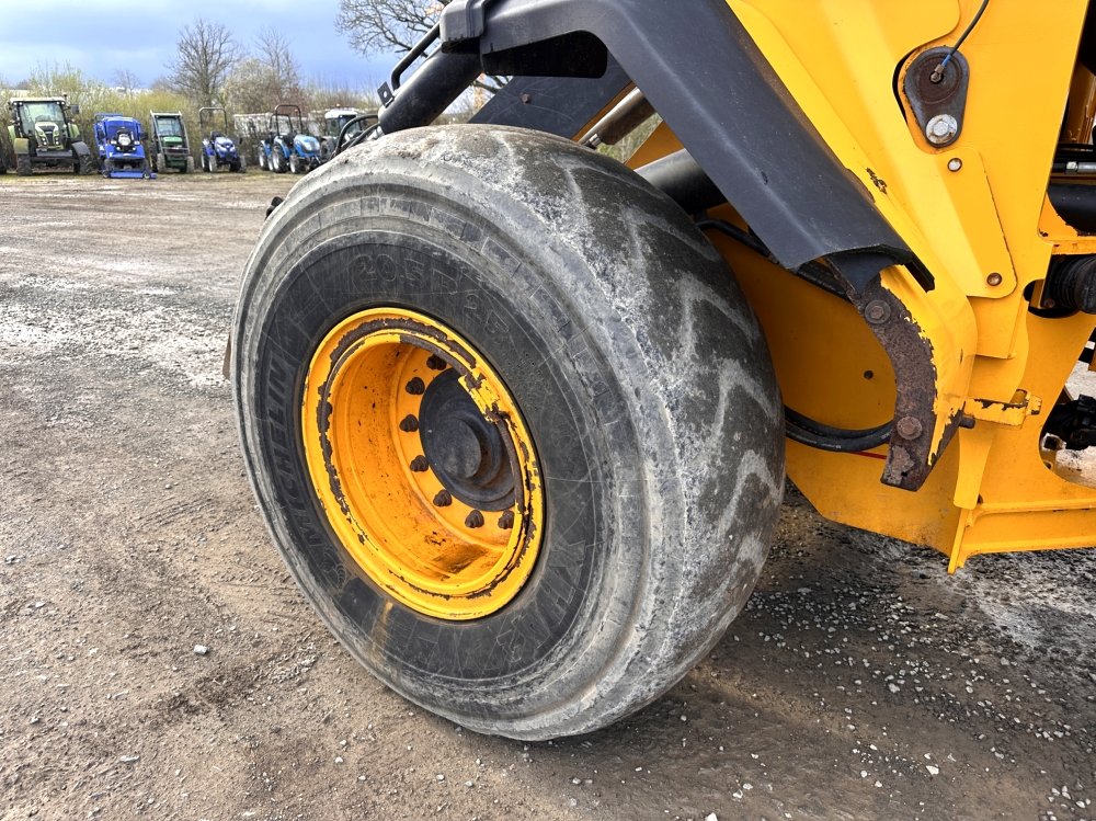 JCB CHARGEUSE SUR PNEUS 437 S5HT – Image 12