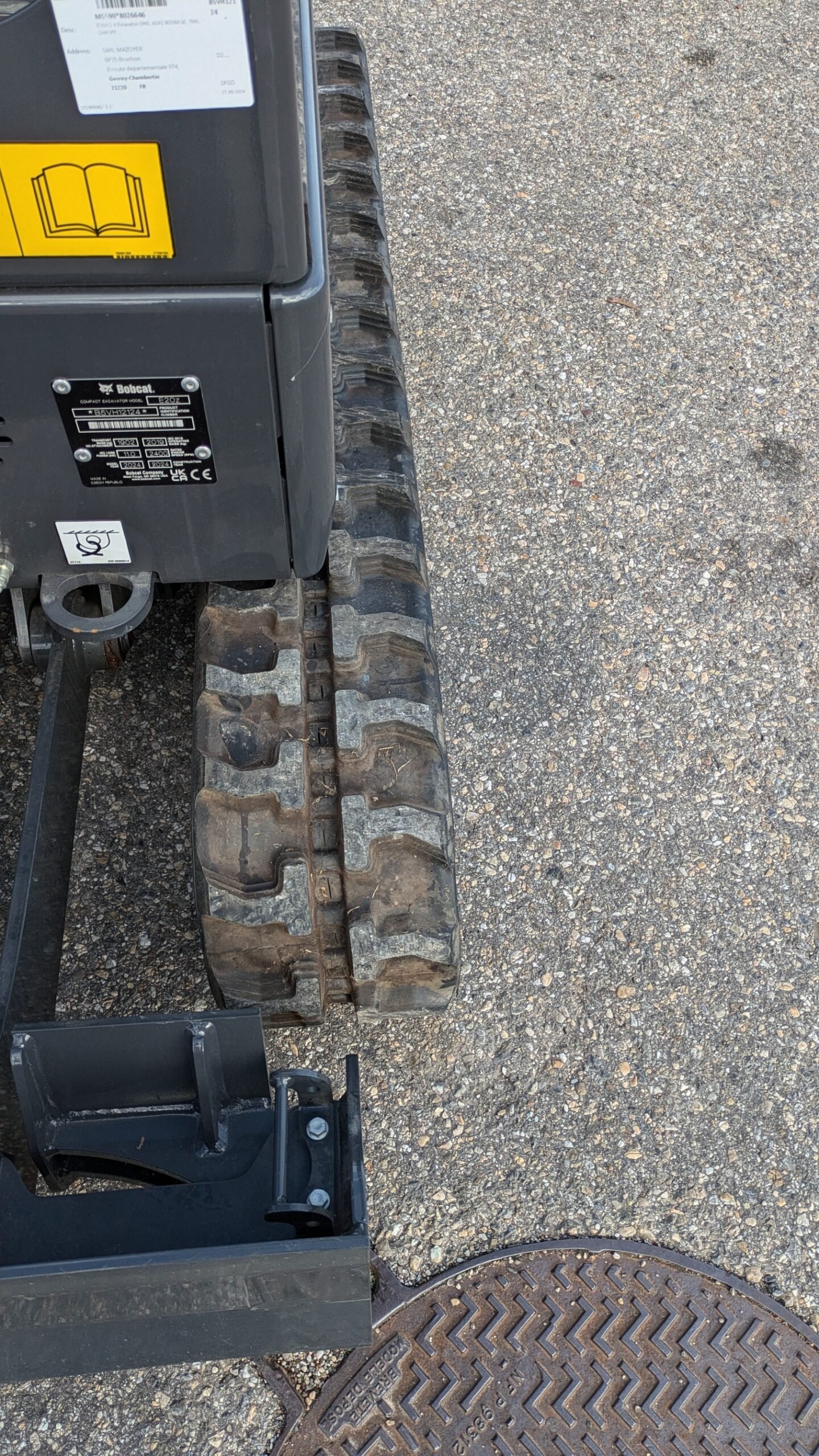 MINI PELLE BOBCAT E20Z 2024 SANS GOGETS – Image 6