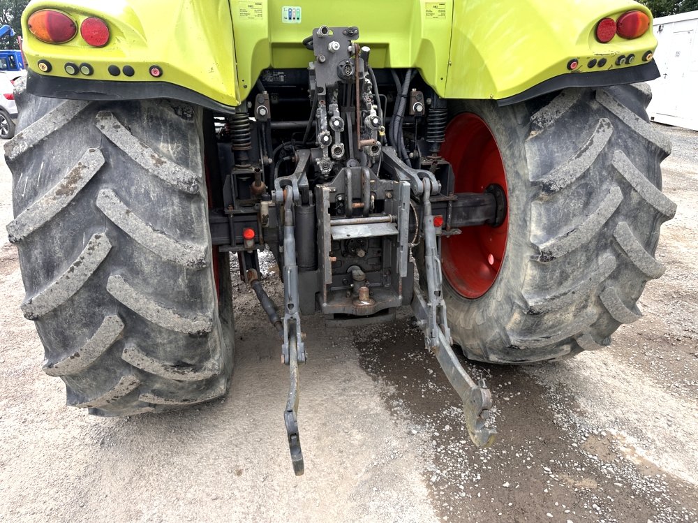 TRACTEUR AGRICOLE ARION 620 CIS – Image 6