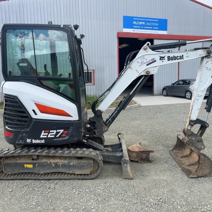 MINI PELLE BOBCAT E27Z 2024 AVEC 2 GODETS