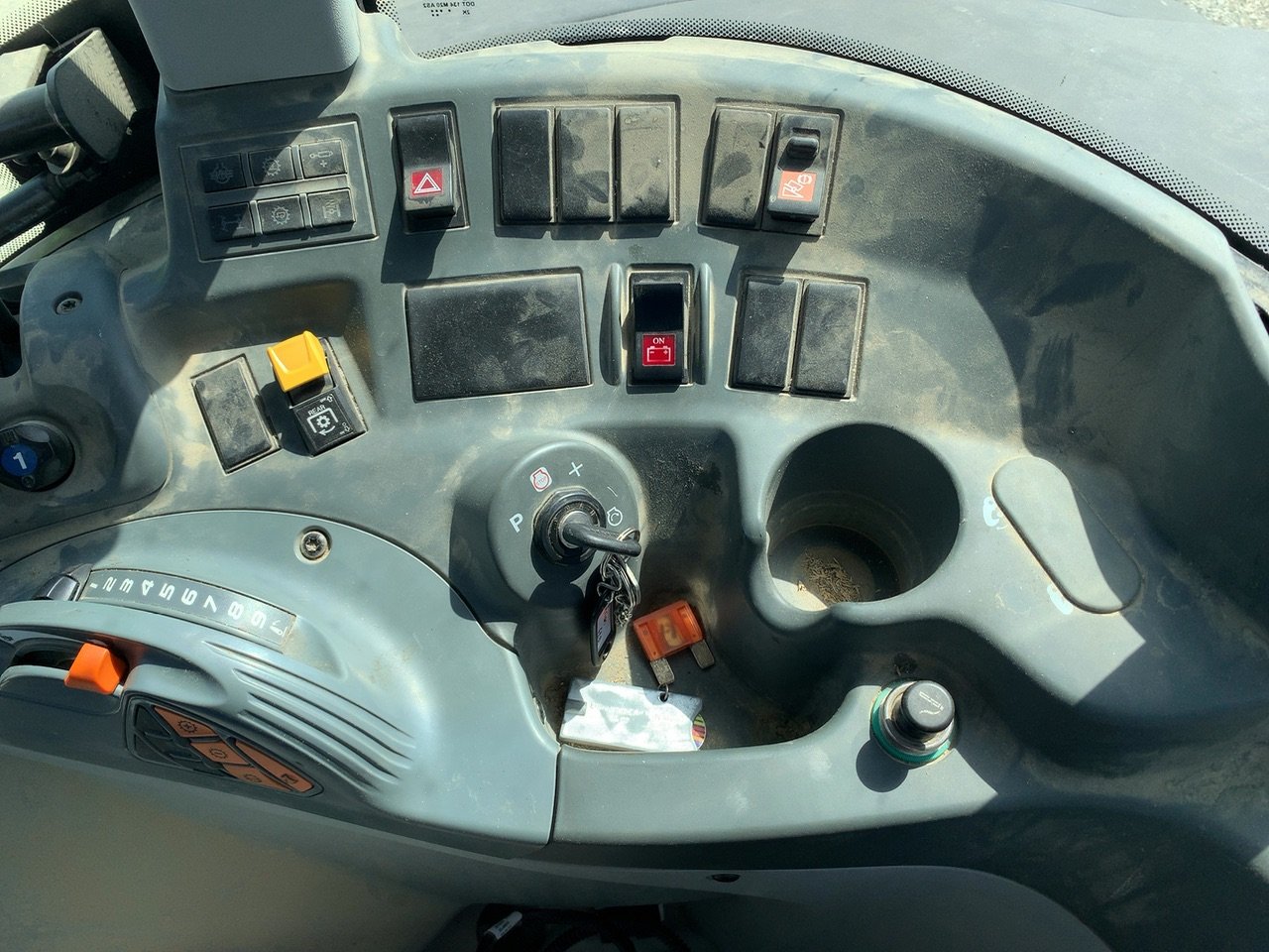 CLAAS-TRACTEUR AGRICOLE ARION 420 – Image 14