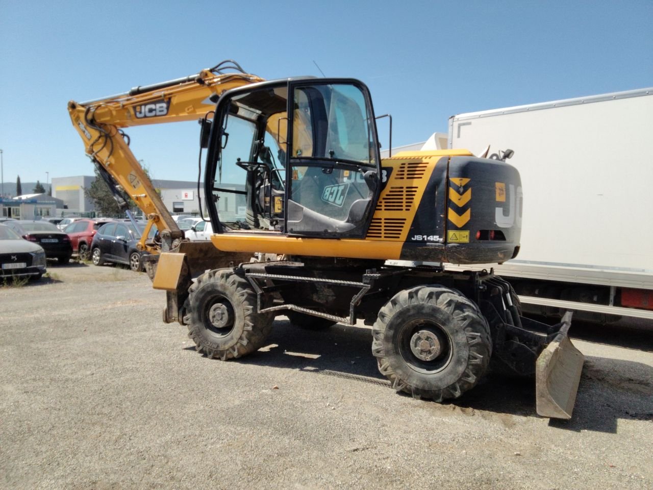 JCB-PELLE SUR PNEUS JS145W – Image 5
