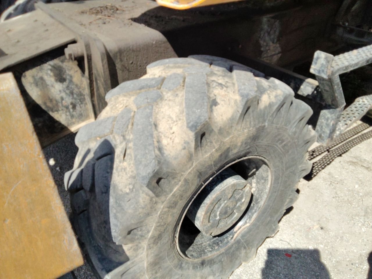JCB-PELLE SUR PNEUS JS145W – Image 14