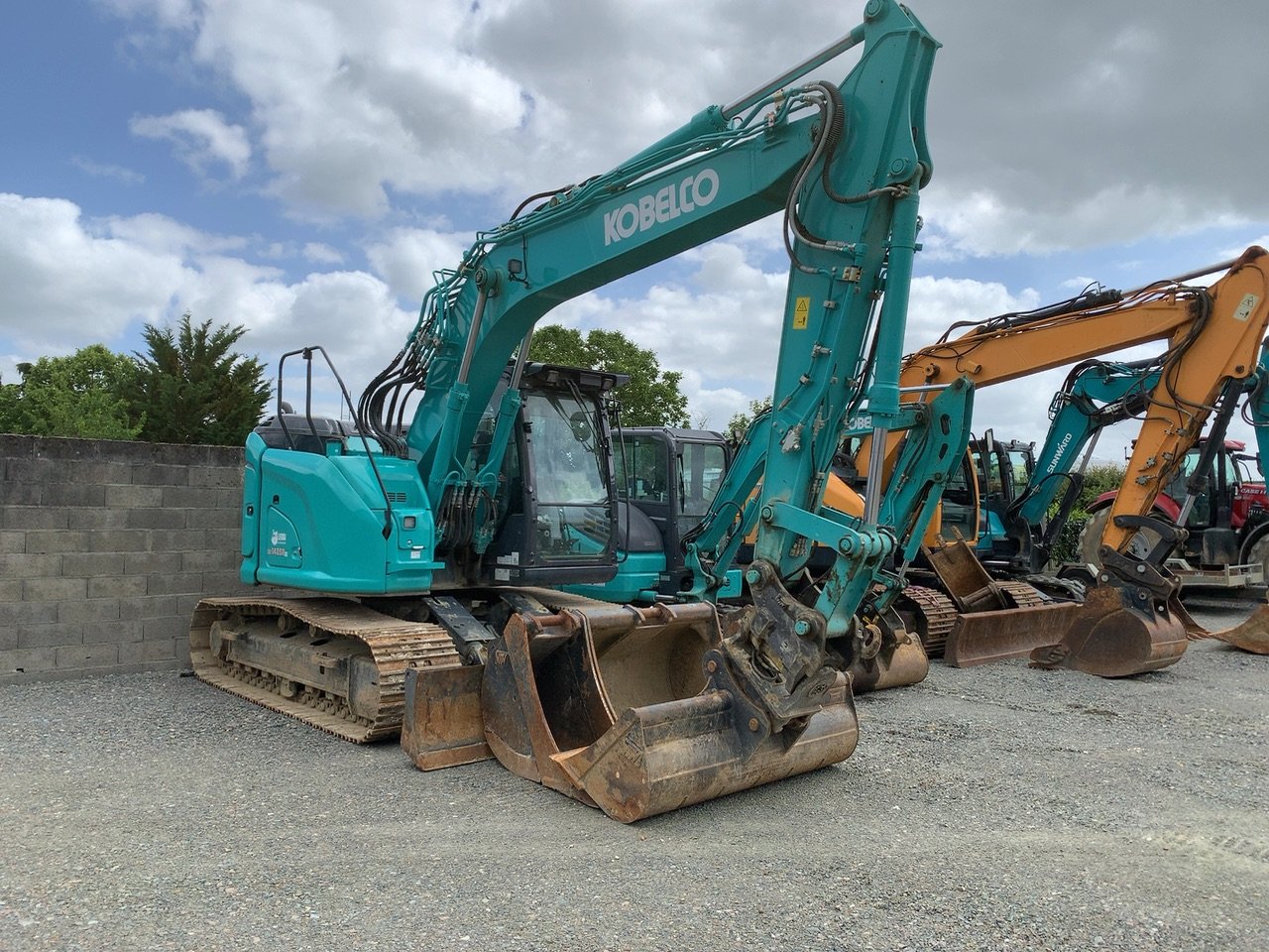 KOBELCO-PELLE SUR CHENILLE SK 140SRLC-7 – Image 3