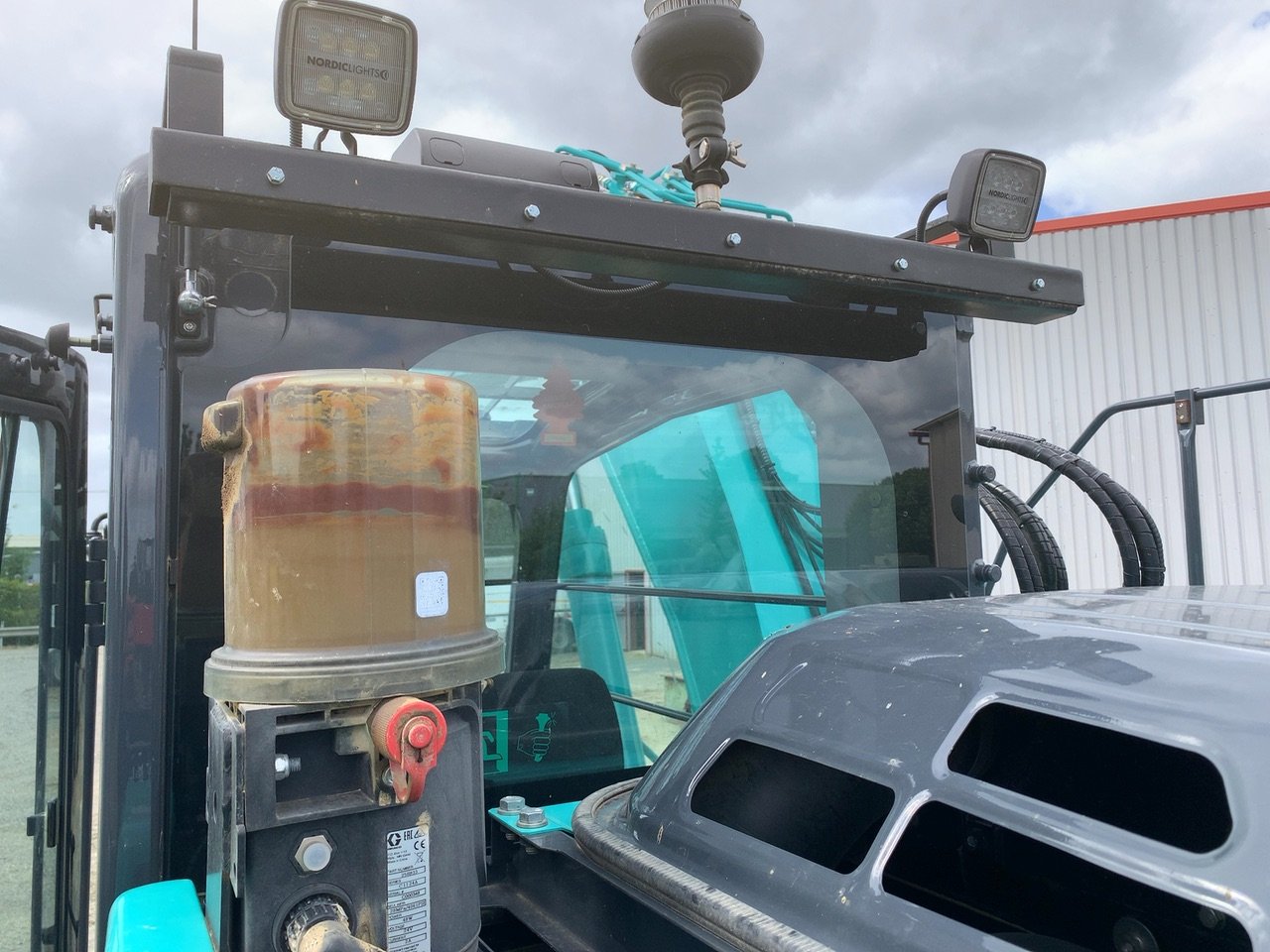 KOBELCO-PELLE SUR CHENILLE SK 140SRLC-7 – Image 15