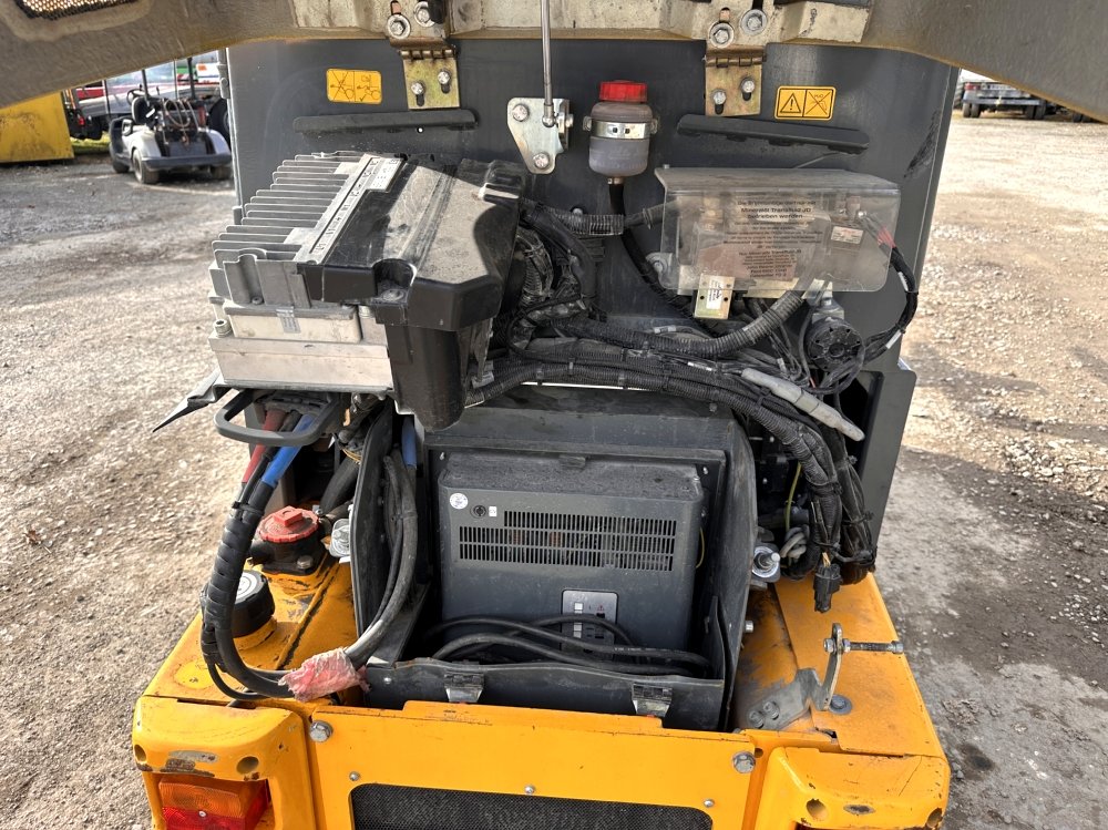 WACKER NEUSON-CHARGEUSE ELECTRIQUE WL20 SUR PNEUS – Image 8