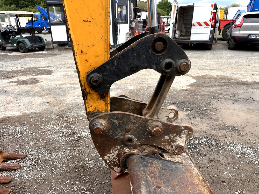 MIDI PELLE SUR CHENILLES JCB 85Z-1ECO – Image 17