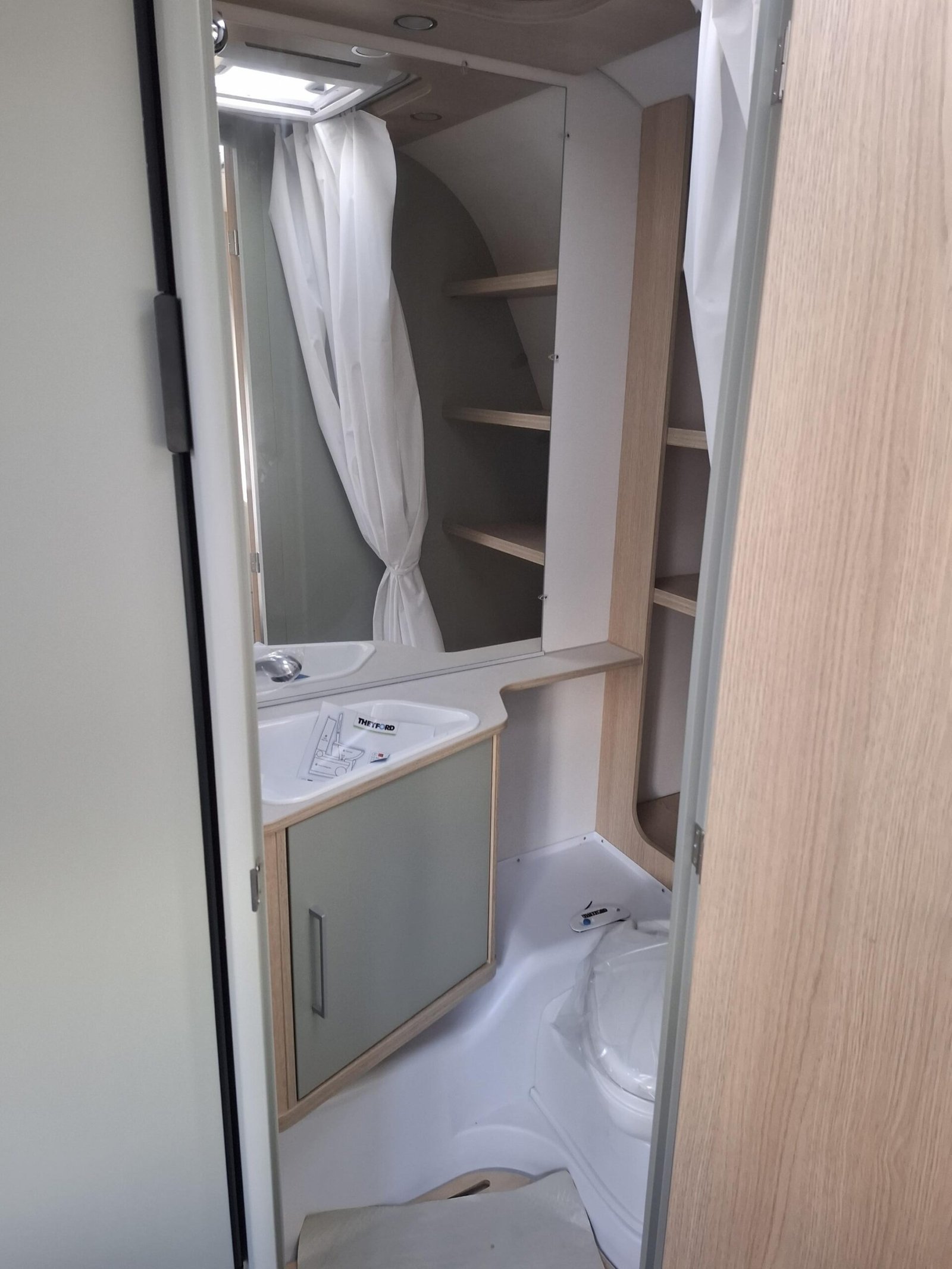 Caravane LMC Style 400 F 2023 – Image 11