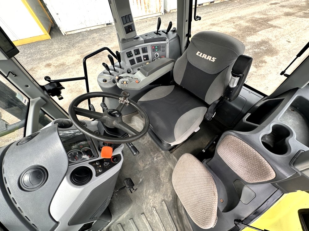 TRACTEUR AGRICOLE ARION 620 CIS – Image 14