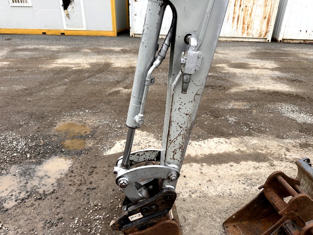 TAKEUCHI-MINI-PELLE SUR CHENILLES A VOIE VARIABLE TB016 – Image 15