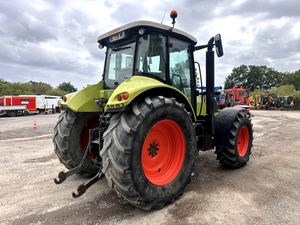 TRACTEUR AGRICOLE ARION 620 CIS – Image 2