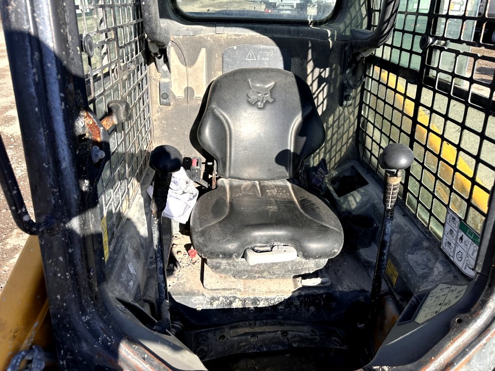 MINI CHARGEUR BOBCAT S450 – Image 13