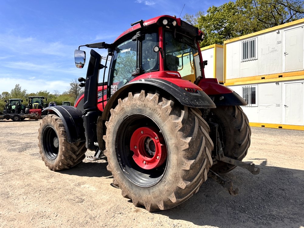 VALTRA-TRACTEUR AGRICOLE T 235 – Image 2