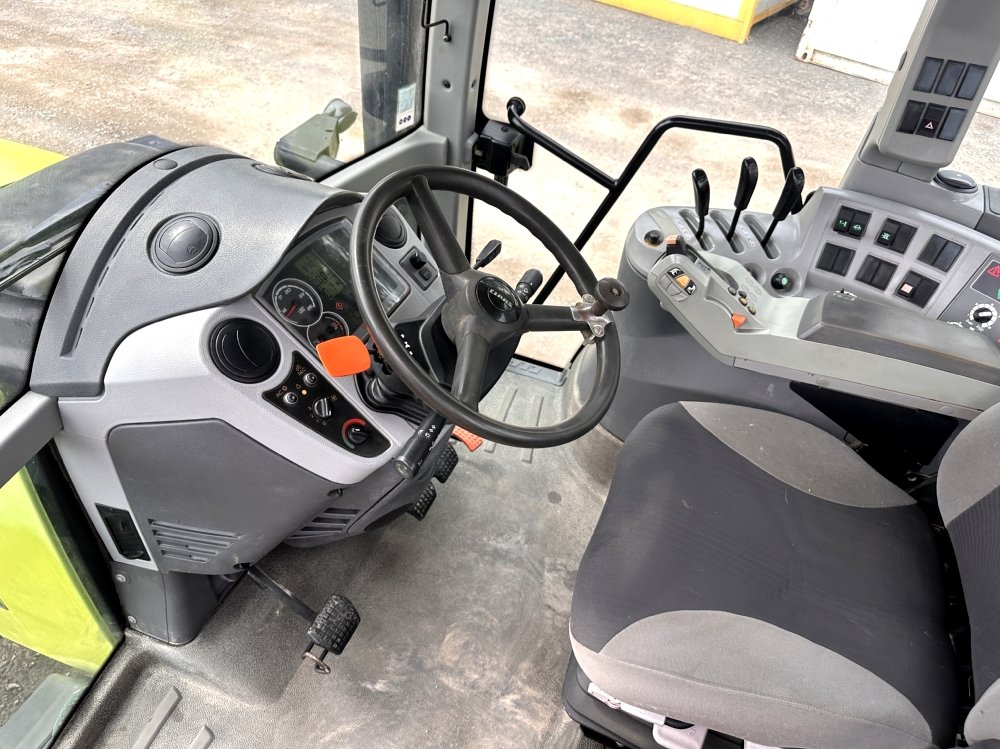 TRACTEUR AGRICOLE ARION 620 CIS – Image 15