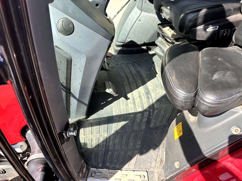 VALTRA-TRACTEUR AGRICOLE T 235 – Image 19