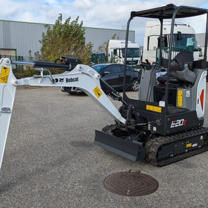 MINI PELLE BOBCAT E20Z 2024 SANS GOGETS