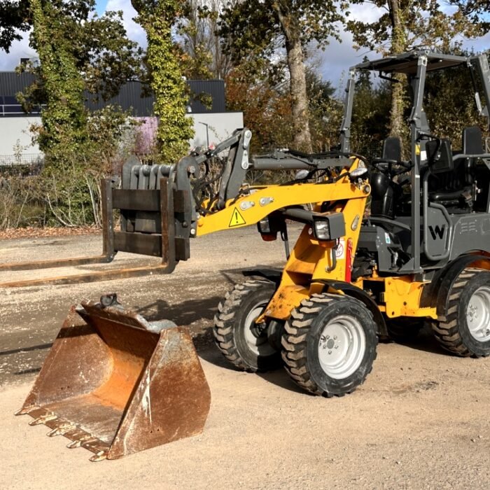 WACKER NEUSON-CHARGEUSE ELECTRIQUE WL20 SUR PNEUS