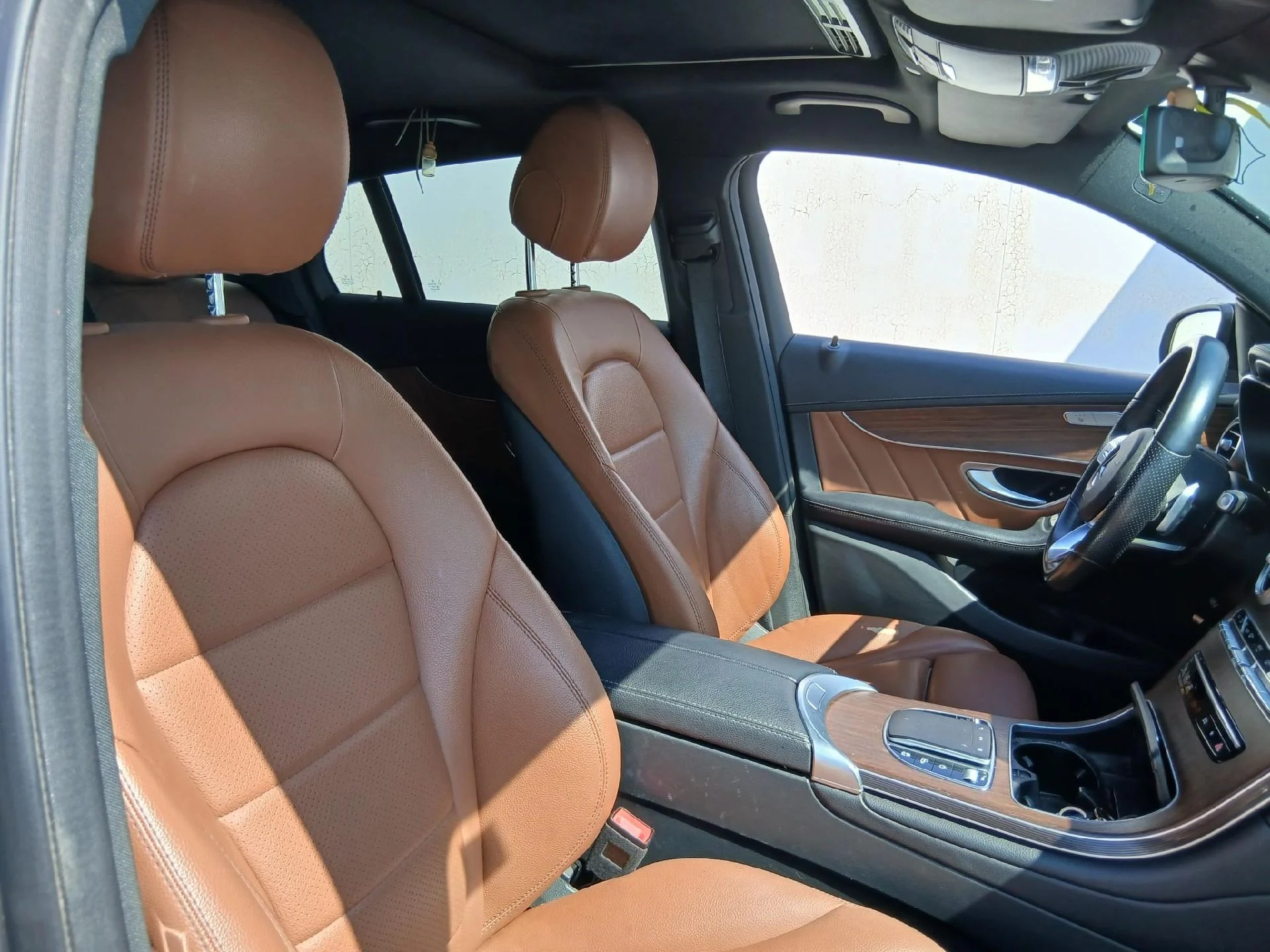 MERCEDES-BENZ GLC 300 E-Coupé 2022 – Image 7