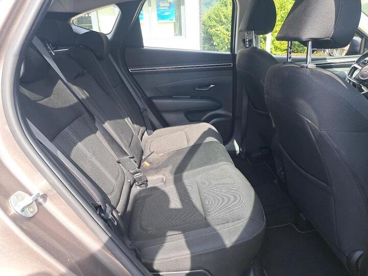 Hyundai Tucson 1.6 Hybride-Business 2021 – Image 10