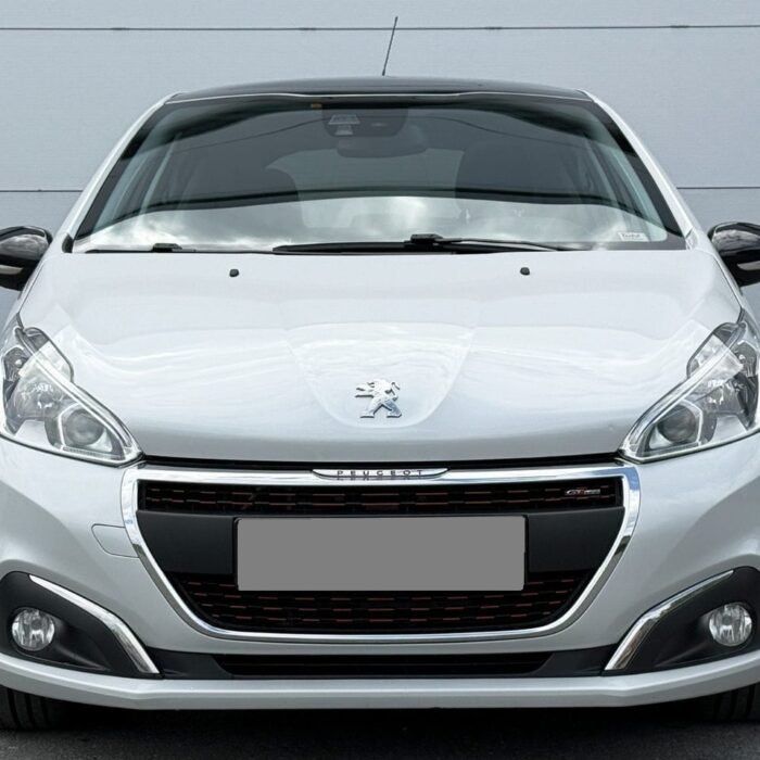 Peugeot 208 110 ch/ GT Line/ Navigation/ automatique
